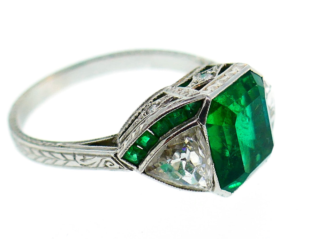 Art Deco Emerald Diamond Platinum Ring