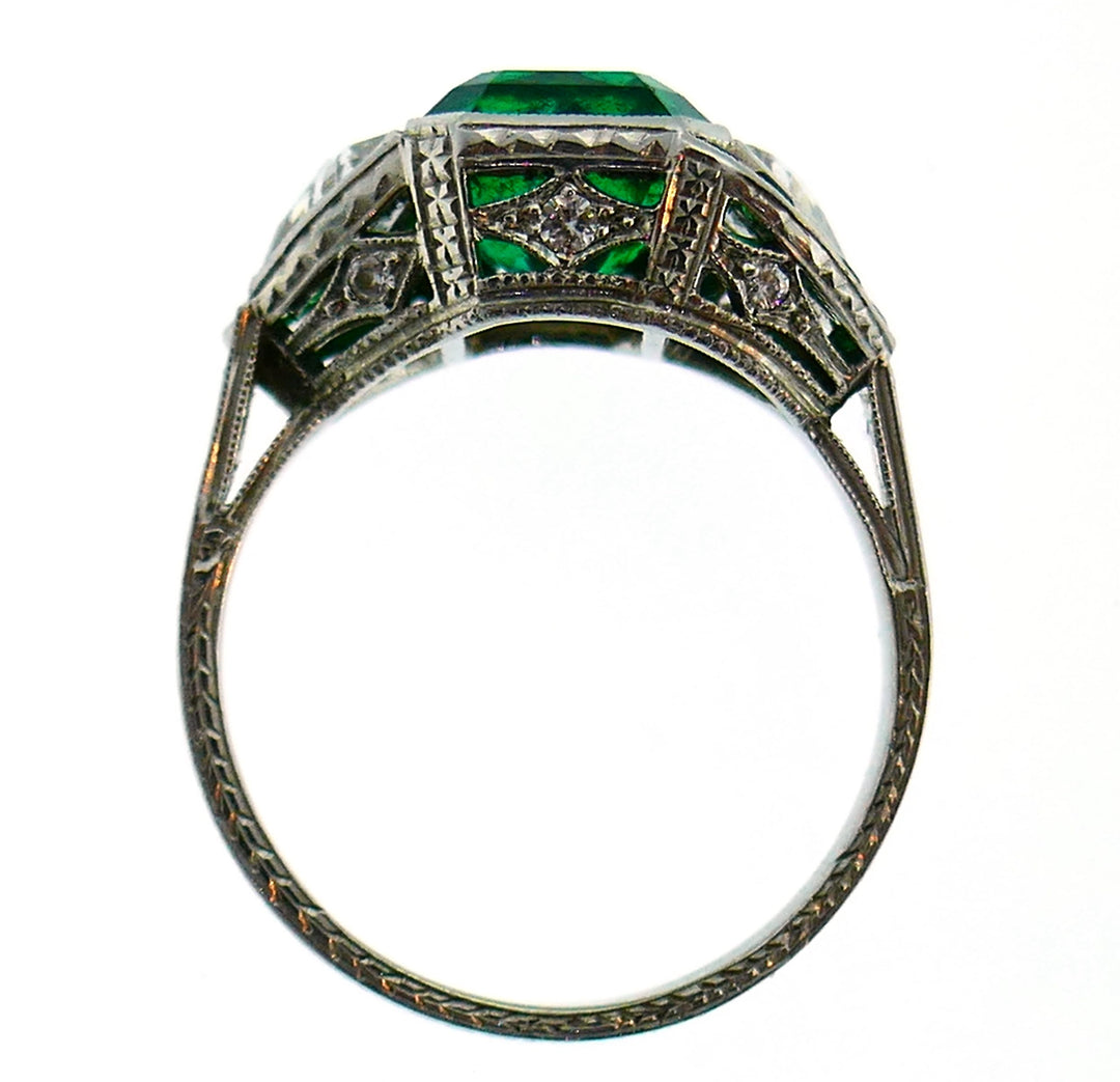 Art Deco Emerald Diamond Platinum Ring