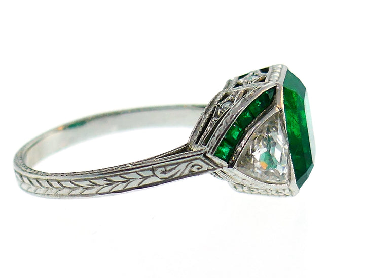 Art Deco Emerald Diamond Platinum Ring