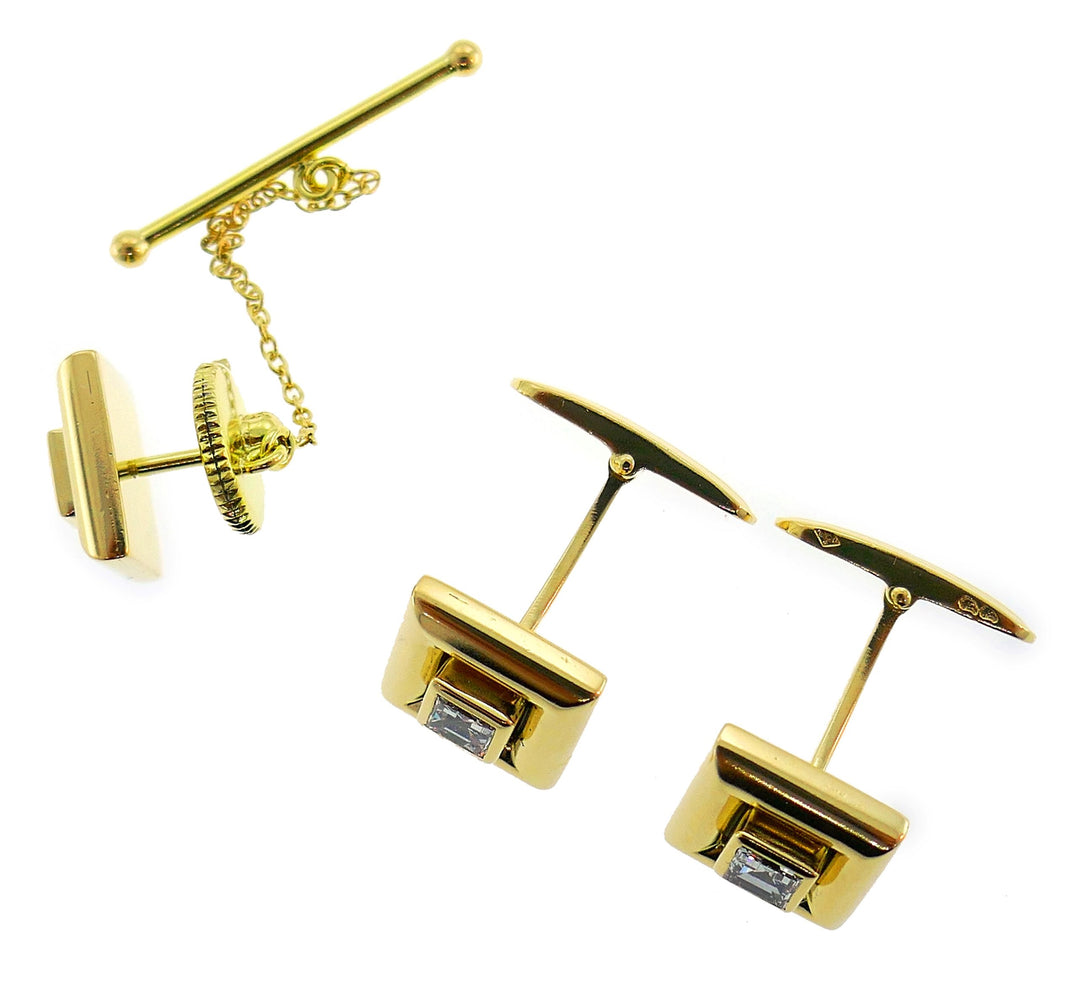 Chaumet Vintage Cufflinks and Stud Set 18k Gold Diamond