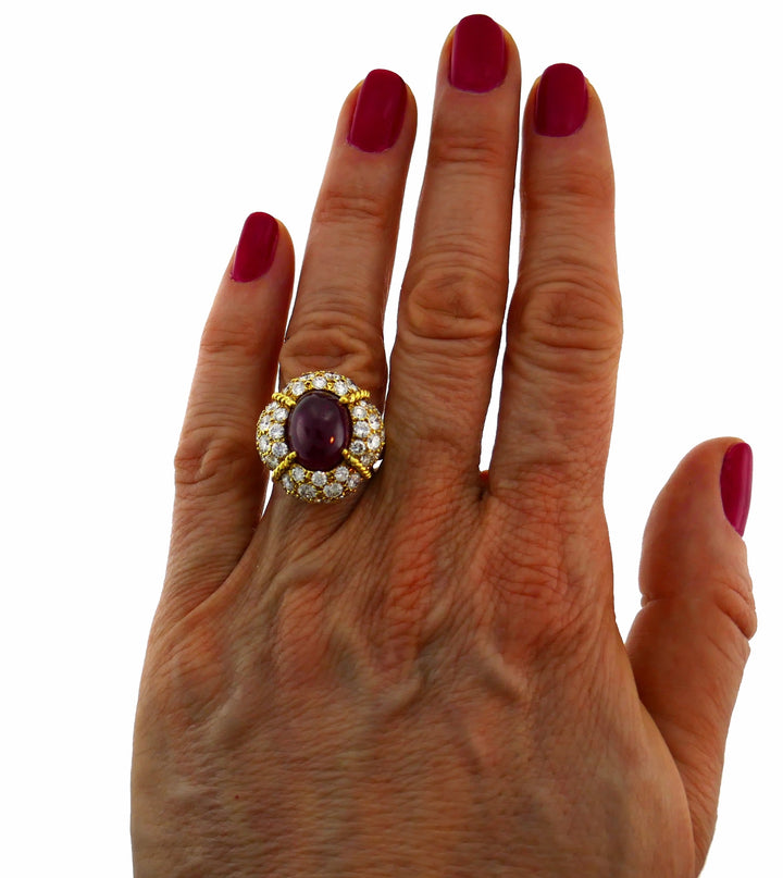 Vintage Van Cleef & Arpels Ring Burmese Ruby 18k Gold