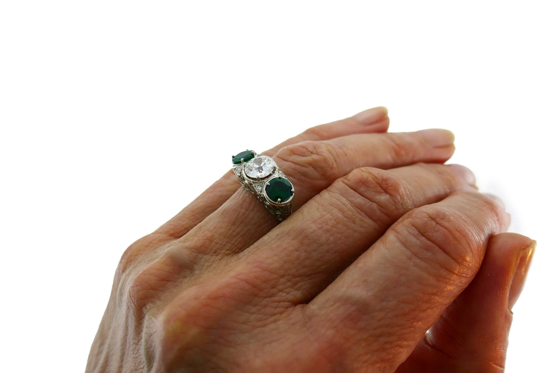 Art Deco Diamond Emerald Platinum Ring Old European Cut 1.20-ct I VVS1 GIA