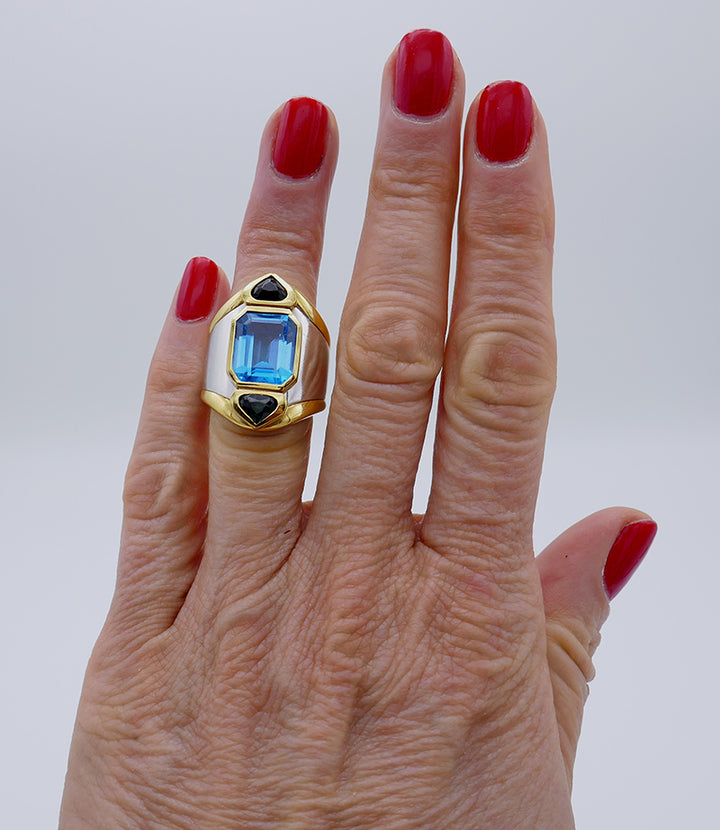 Vintage Marina B Ring 18k Gold Blue Topaz Estate Jewelry