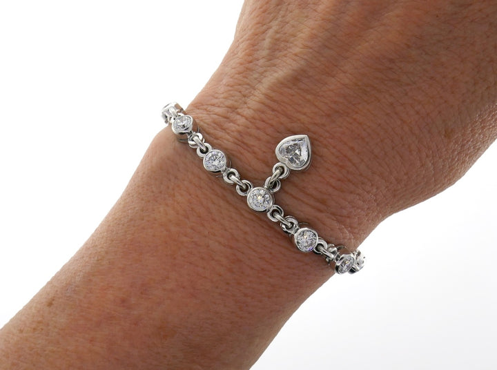 Graff Diamond 18k White Gold Bracelet with Heart Diamond Charm