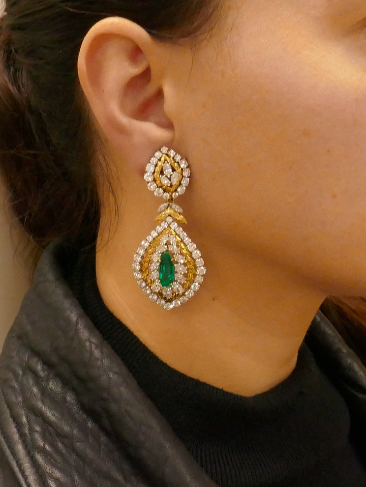 David Webb Earrings Emerald Diamond 18k Gold Cross River