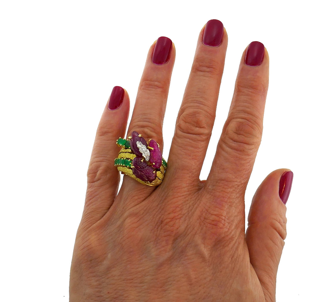 Vintage Tutti-Frutti 18k Gold Ring Diamond Emerald Carved Ruby