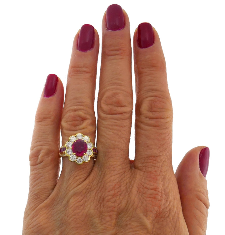 Vintage Ruby Diamond 18k Yellow Gold Ring Estate Jewelry