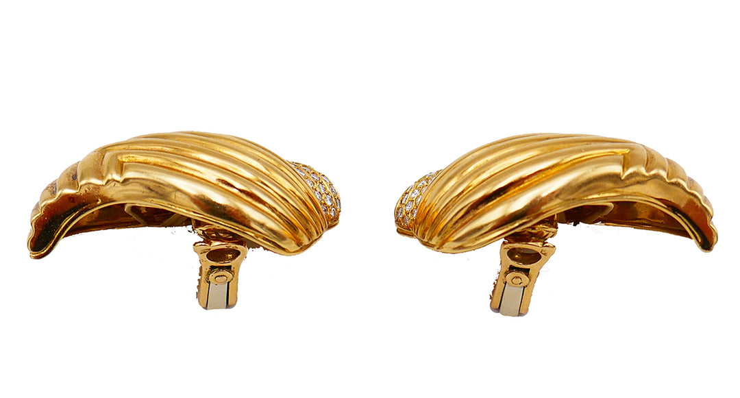 Vintage Boucheron 18k Gold Shell Earrings