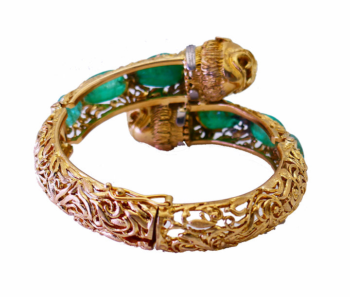 Vintage Zolotas 18k Gold Chimera Bangle Bracelet