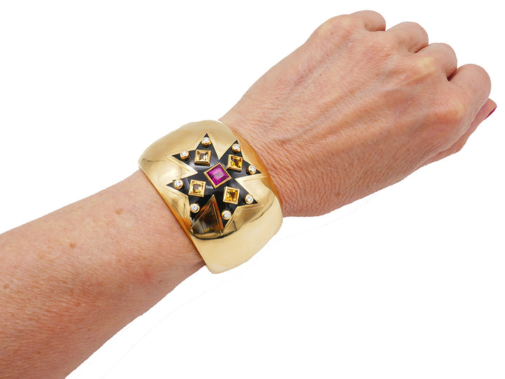 Verdura Maltese Cross Cuff Bracelet 18k Gold Estate Jewelry