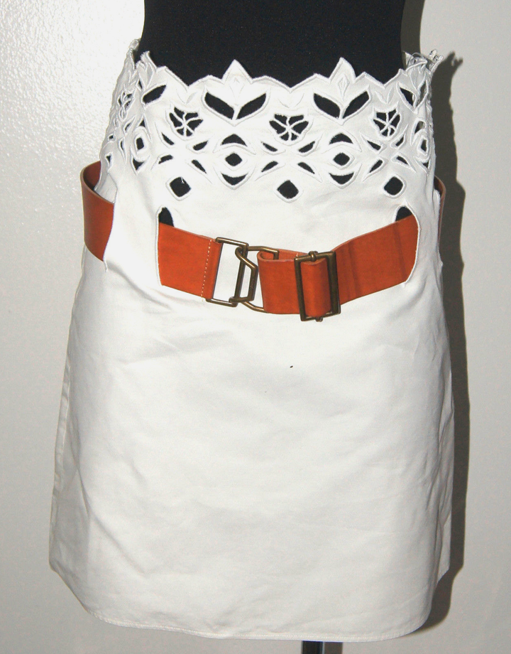 CHLOE White Linen Skirt with Leather Belt