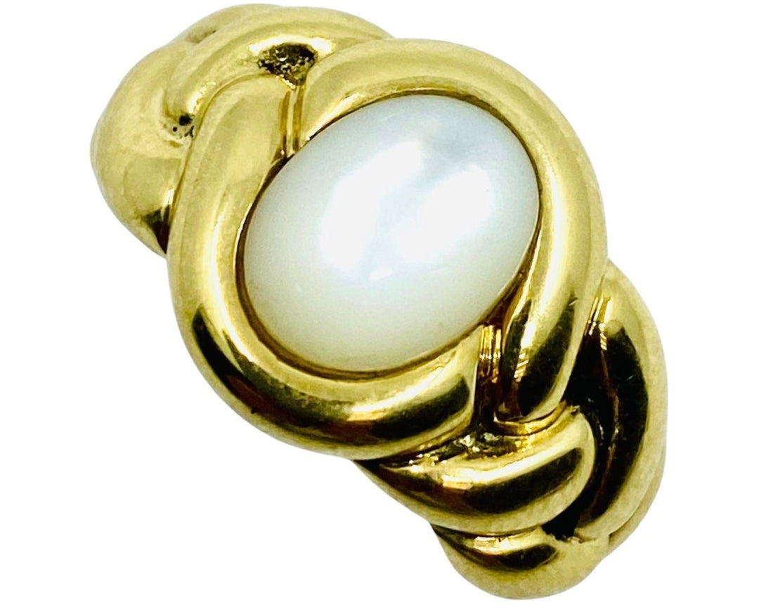 Van Cleef &  Arpels 18k Gold Ring Mother of Pearl