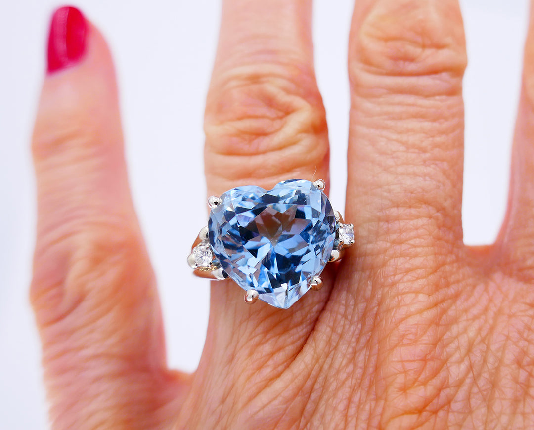 Vintage Ring 14k Gold Aquamarine Diamond Estate Jewelry