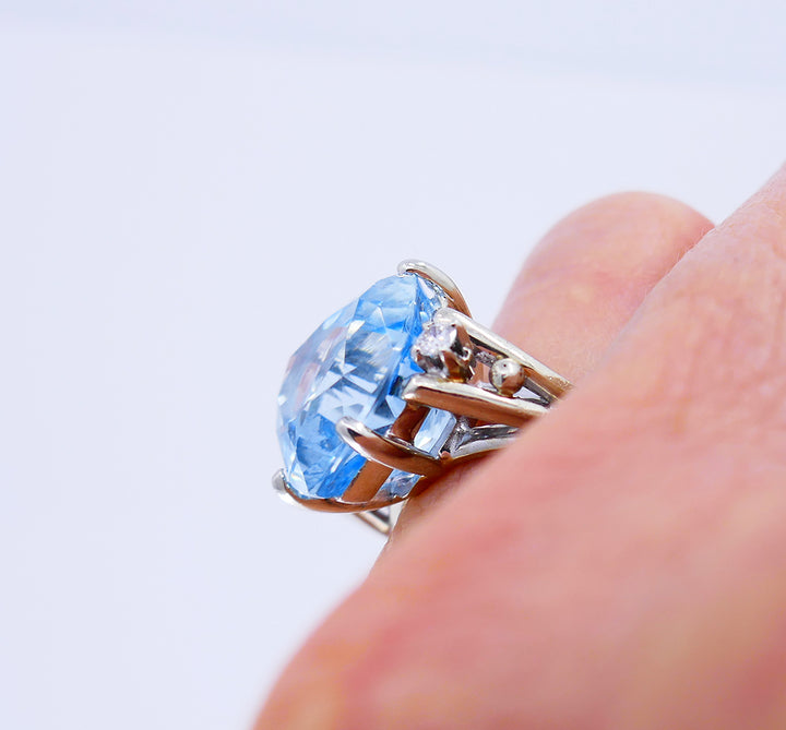 Vintage Ring 14k Gold Aquamarine Diamond Estate Jewelry