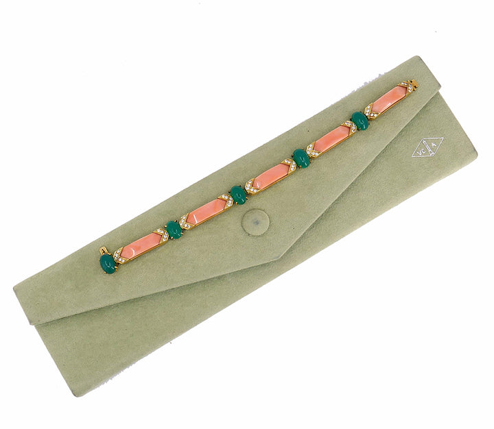 Vintage Van Cleef & Arpels Bracelet Gold Coral Gemstones