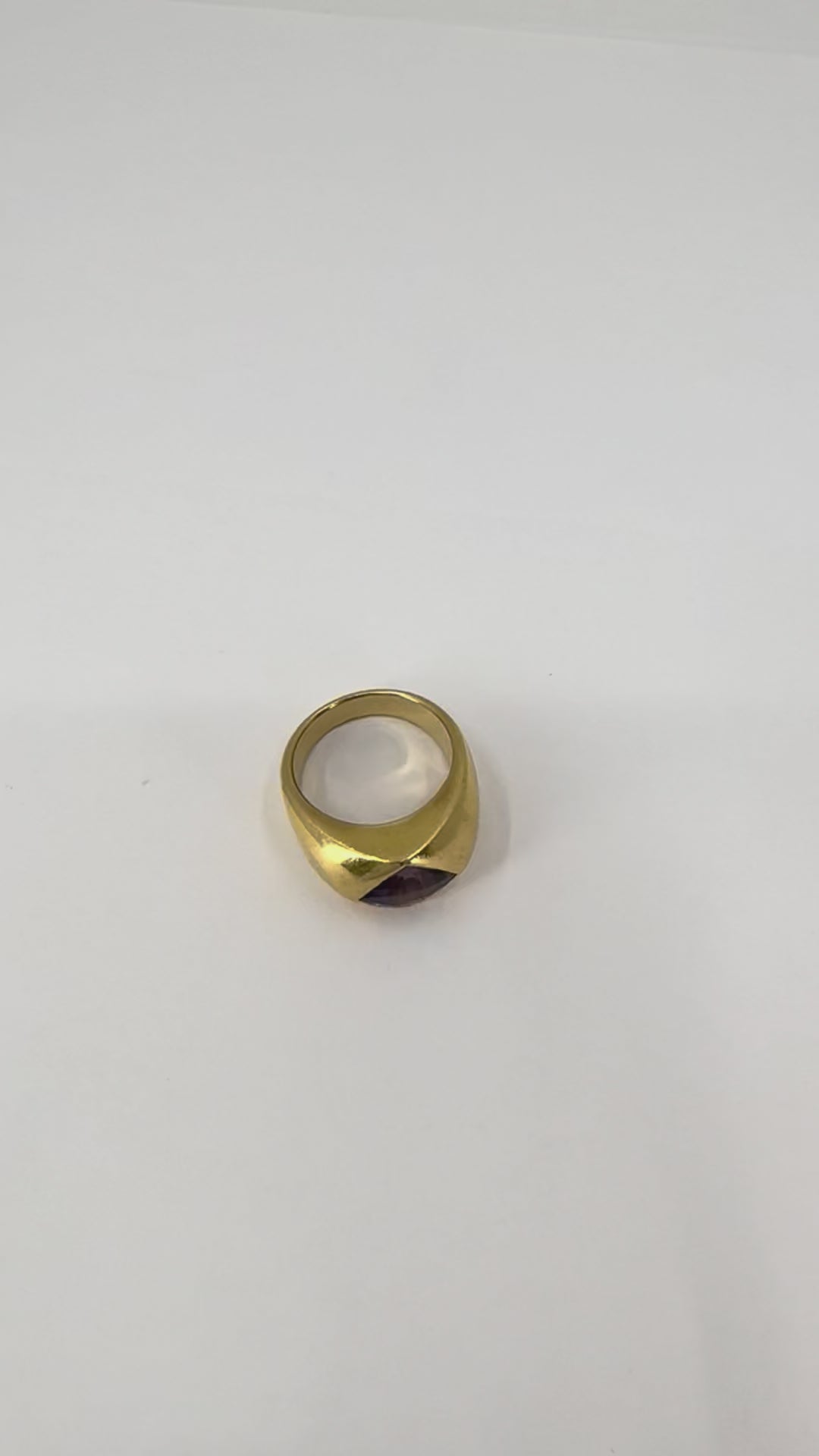 Vintage French 18k Gold Amethyst Ring