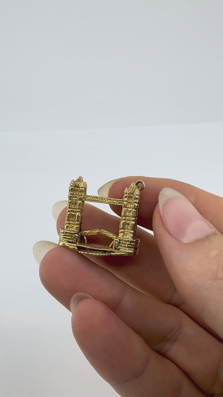 Vintage London Bridge Mechanical 9k Yellow Gold Charm Pendant