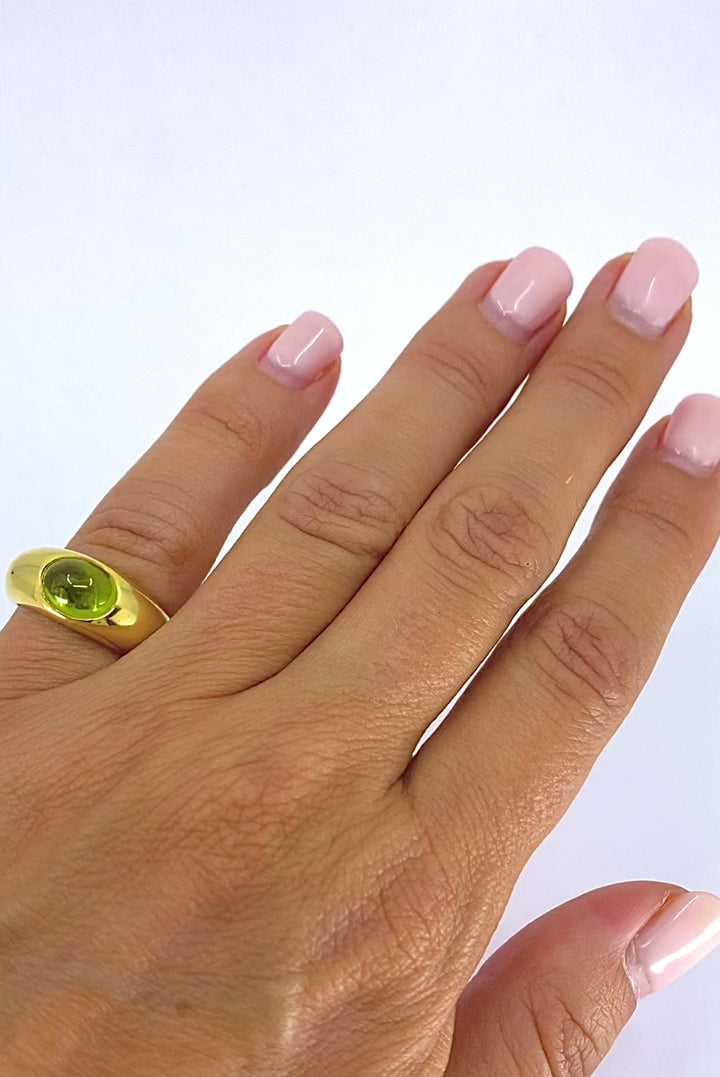 Tiffany & Co. 18K Gold  Peridot Cabochon Ring