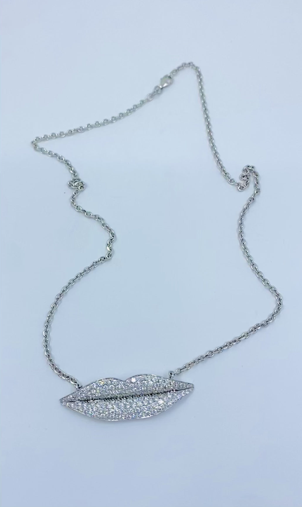 Enigma by Gianni Bulgari Lips Necklace 18k White Gold Diamond