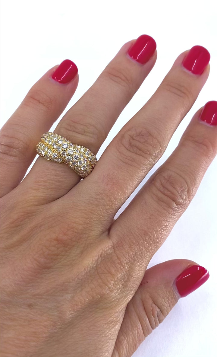Van Cleef & Arpels 18k Gold Pavé Diamond Bombé Crossover Ring