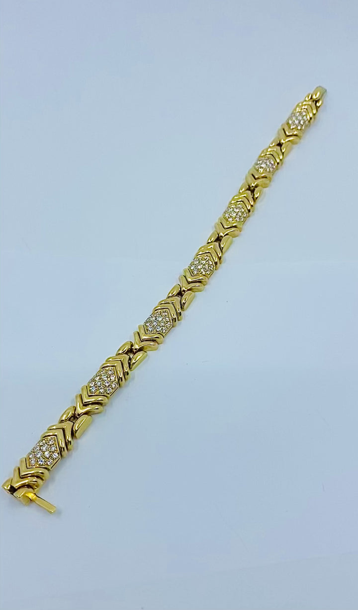 Bvlgari Bulgari Diamond 18k Gold Bracelet