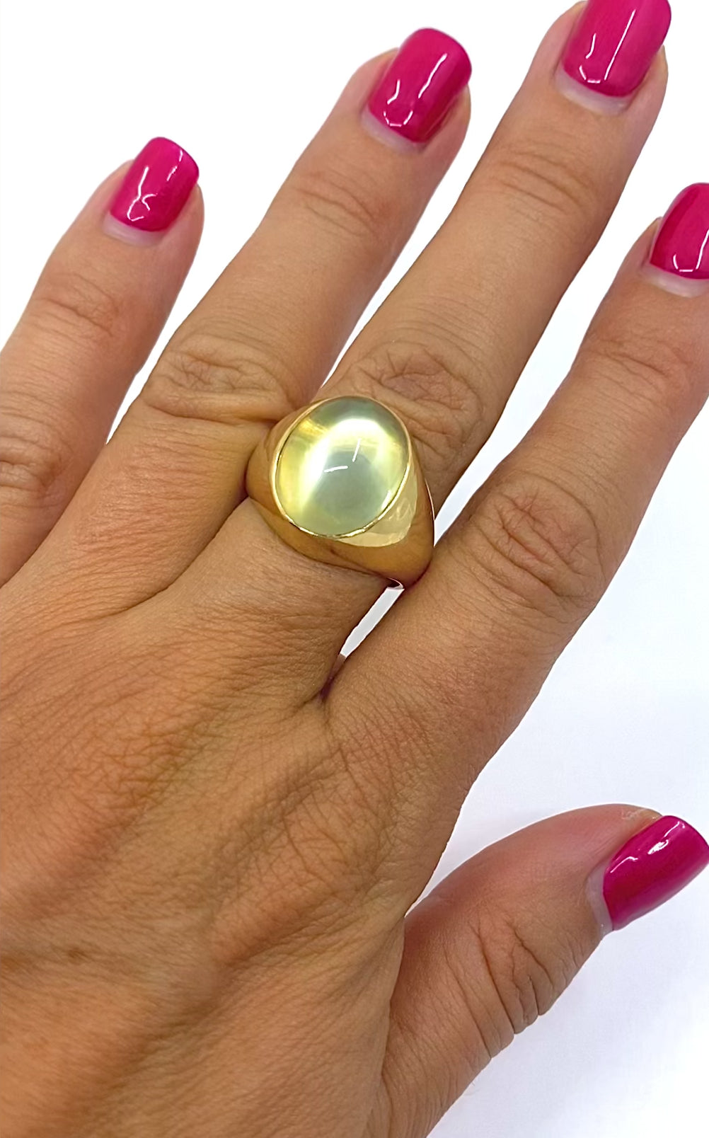 Vintage 14k Gold Moonstone Cabochon Ring