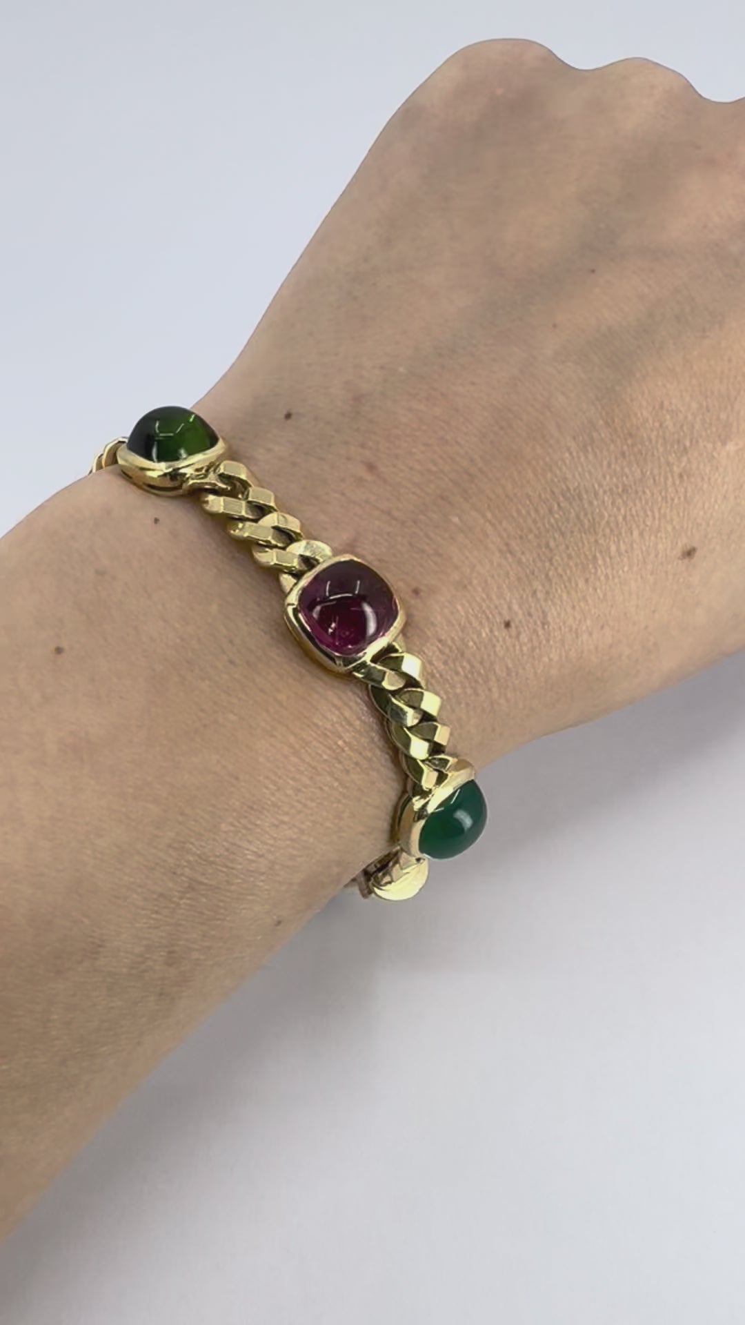 Vintage Bvlgari 18k Gold Curblink Sugarloaf Gemstones Bulgari Bracelet