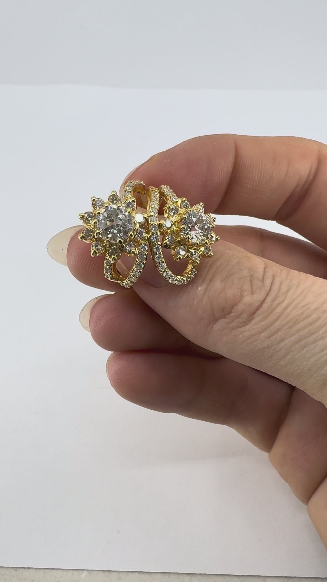 Vintage 18k Yellow Gold Diamond Floral Bypass Cocktail Ring