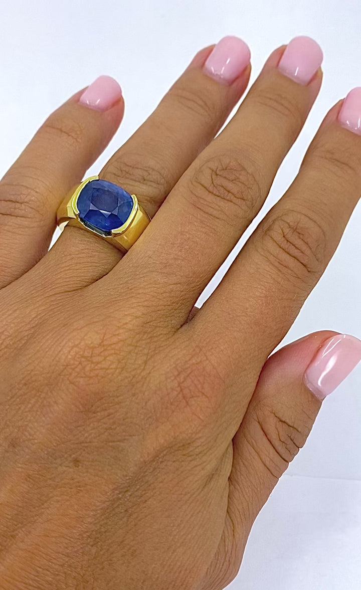 Burma Natural Sapphire 18K Gold Ring GIA Report
