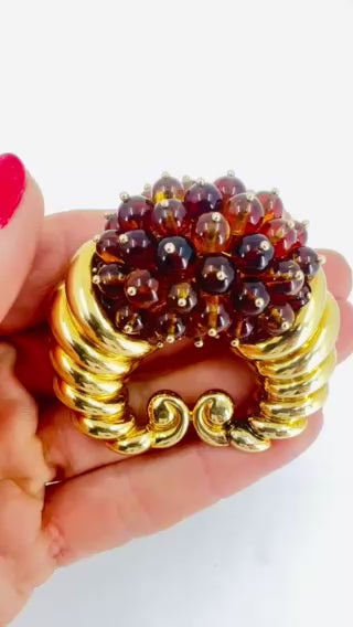 Suzanne Belperron 18k Gold Citrine Cornucopia Clip Brooch Signed “S. N. Herz Belperron”