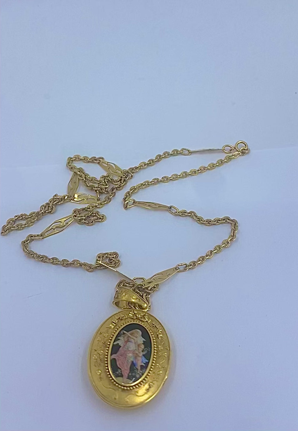 Victorian 18k Gold Locket Pendant Necklace Enamel Miniature