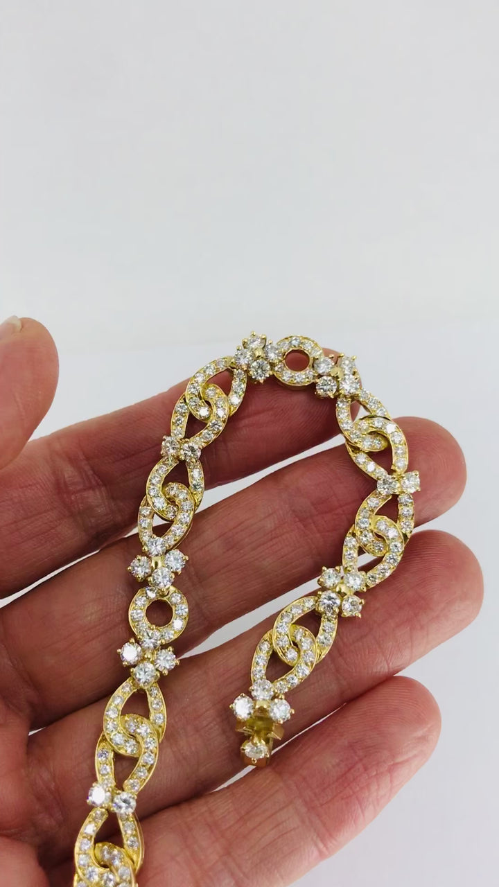 Van Cleef & Arpels 18k Gold Diamond Link Bracelet