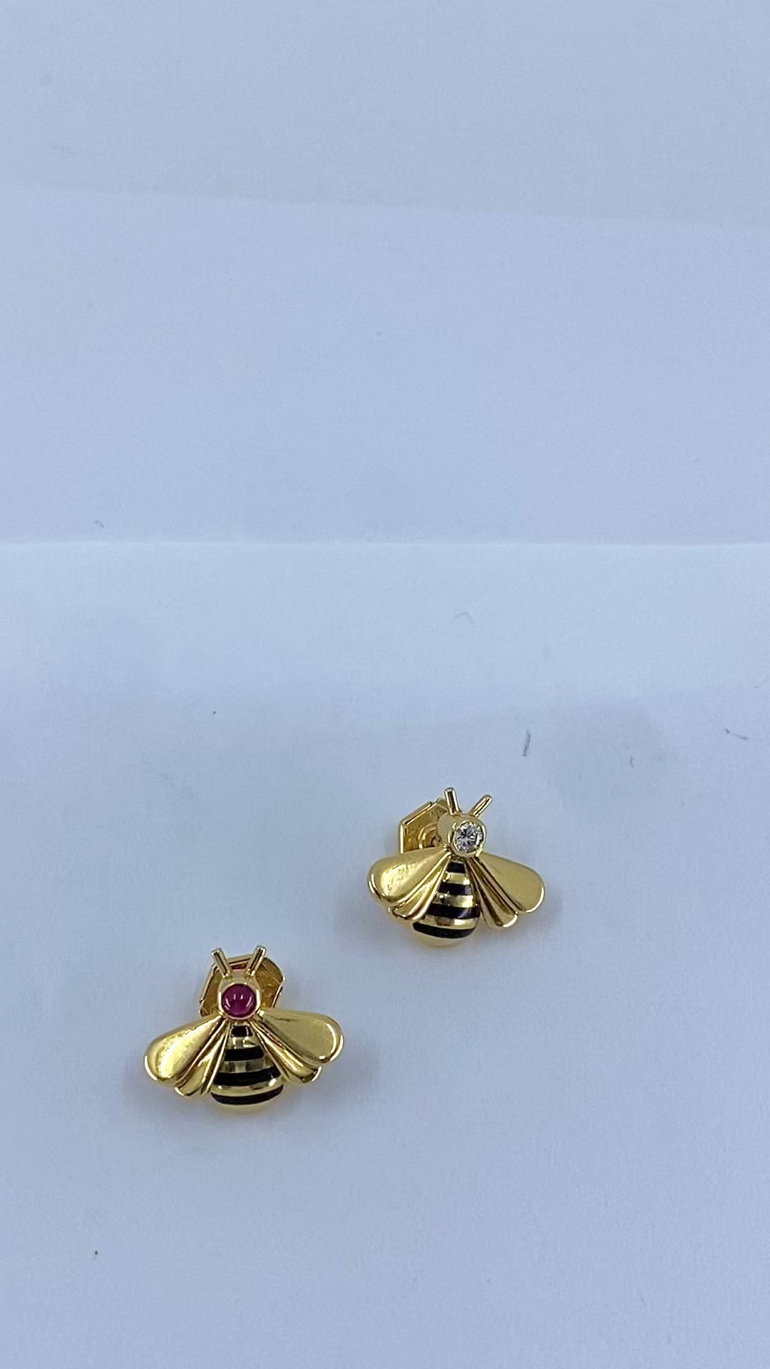 Cartier 18k Gold Bee Stud Earrings Ruby Diamond Accents
