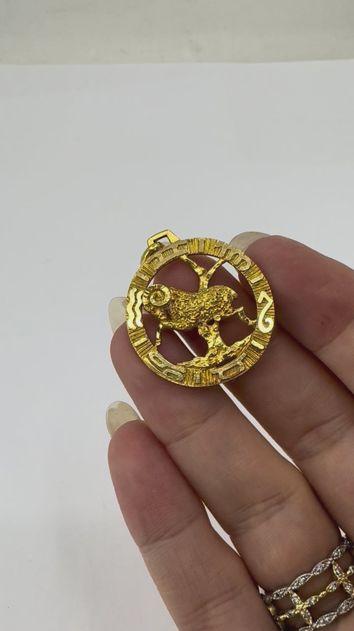 Vintage 18k Gold Aries Astrological Zodiac Pendant