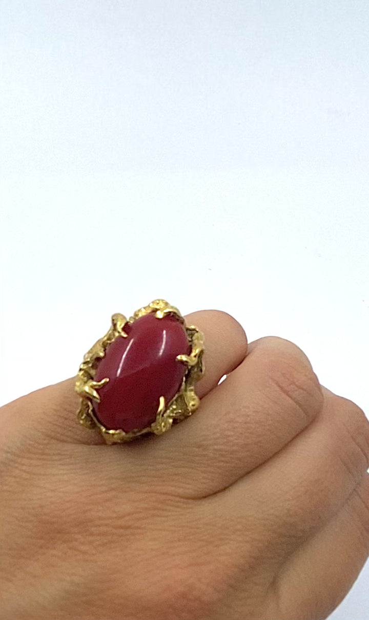 Arthur King 18k Gold Brutalist  Coral Cabochon Cocktail Ring