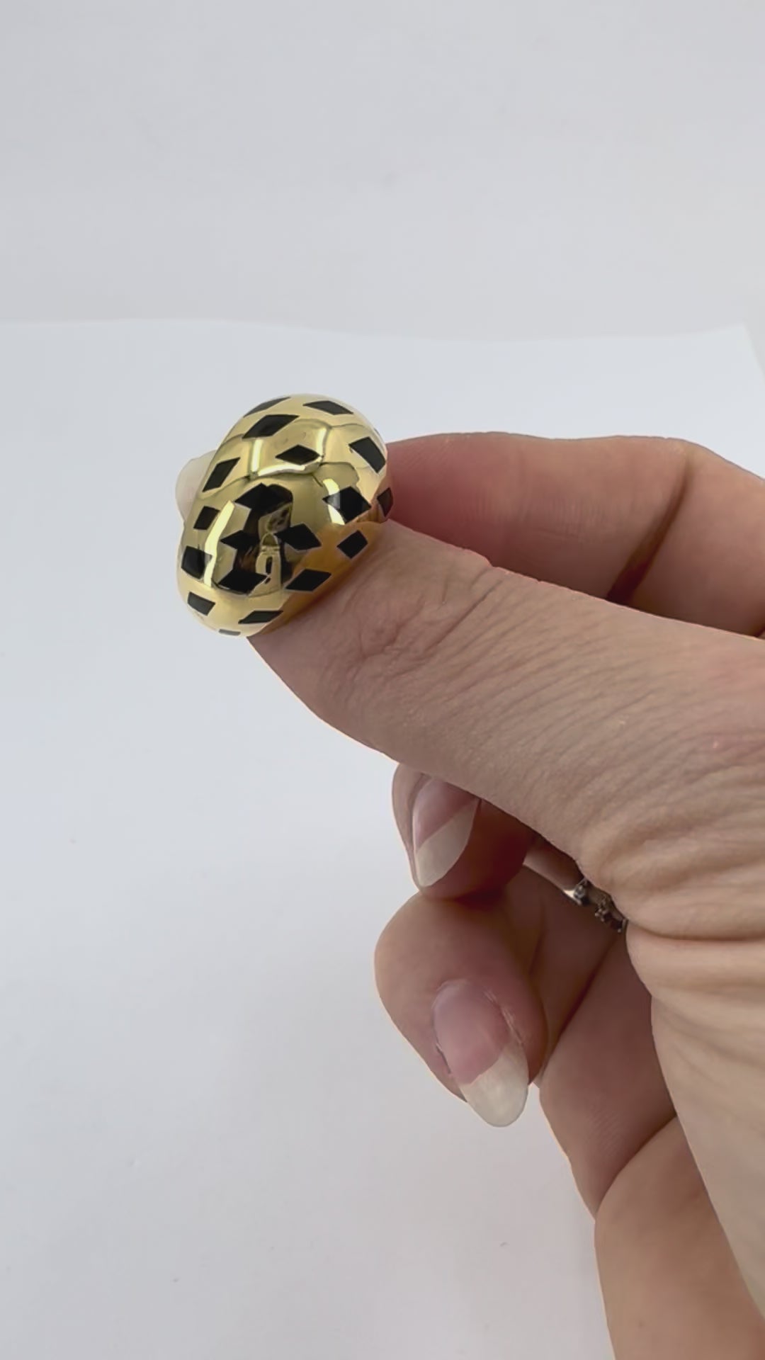 Vintage Cartier Panthere 18k Gold Enamel Bombe Dome Ring