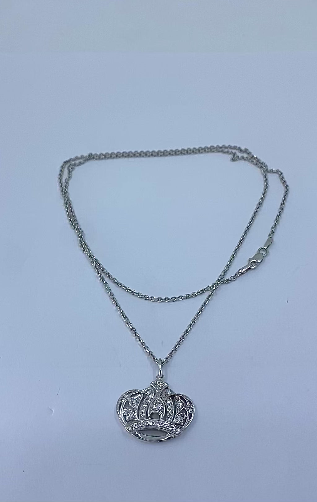 14k White Gold Diamond Crown Pendant Necklace