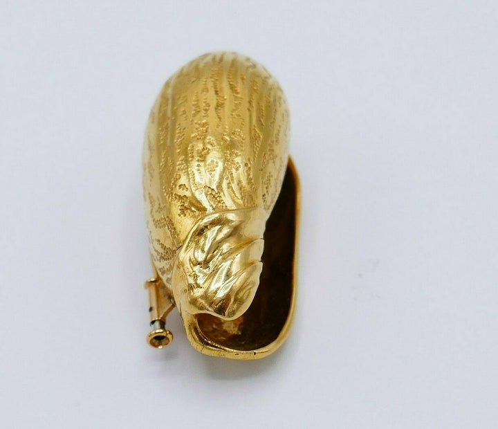 Herm�s Vintage 18k  Yellow Gold Snail Shell Pin Brooch