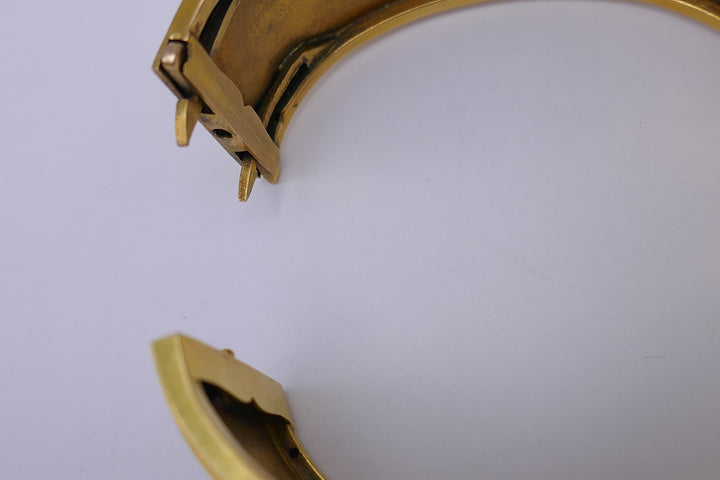 Antique Yellow Gold Hammered Fluted Bangle Bracelet