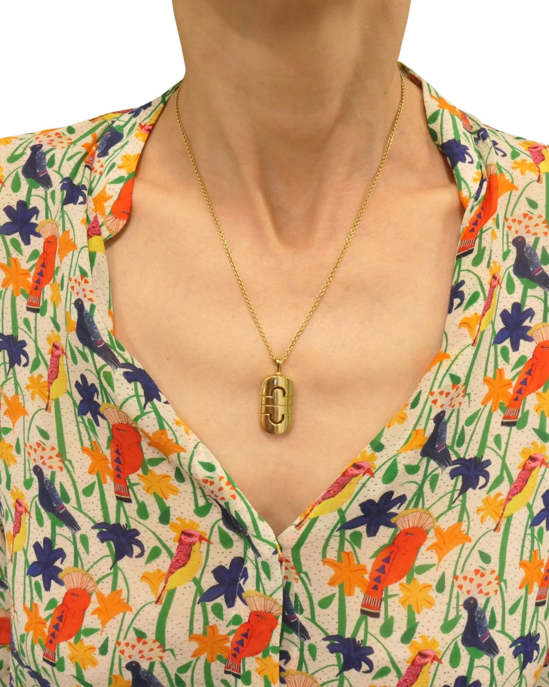 Bvlgari Bulgari Parentesi Pendant 18k Gold Chain Adjustable Length Necklace