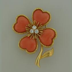 Van Cleef & Arpels Coral Clover Clip Pin Brooch in Gold and Diamonds