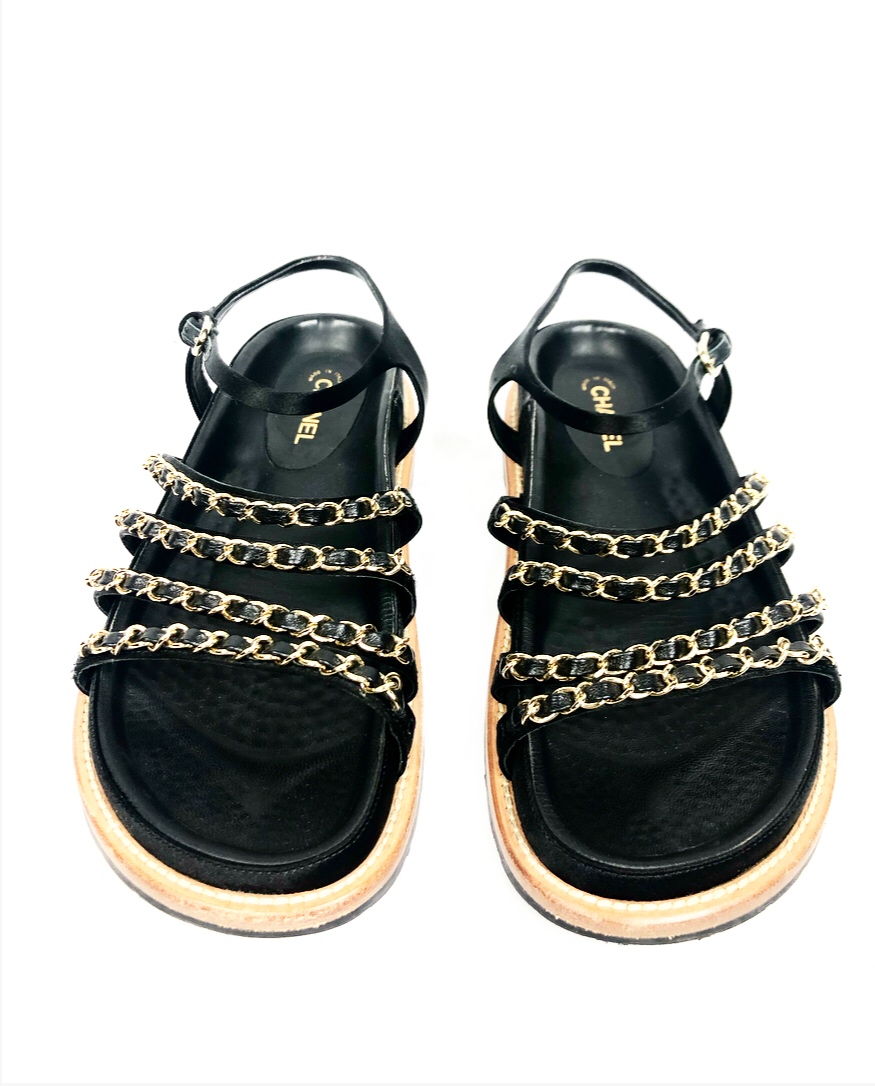 CHANEL Satin Lambskin Flat Sandals w/ 10mm Chain- Link Strap Size 38, Chanel