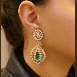 David Webb Earrings Emerald Diamond 18k Gold Cross River