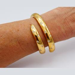 Vintage Chaumet Diamond 18k Gold Bangle Bracelet Stylized Snake Spiral