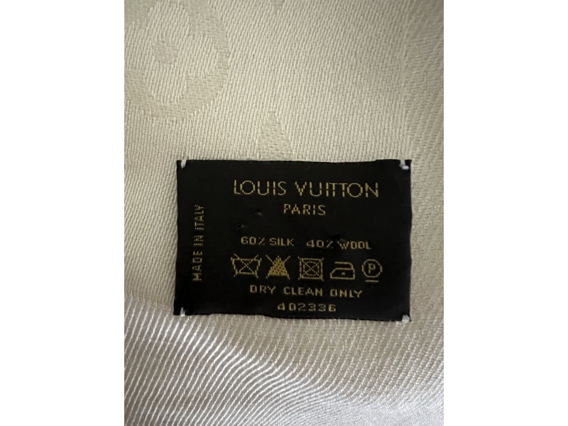 Louis Vuitton Shawl Scarf White with Monogram, Fashion