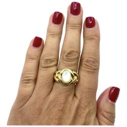 Van Cleef &  Arpels 18k Gold Ring Mother of Pearl