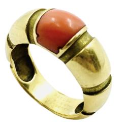 Vintage Mauboussin Gold Coral Ring