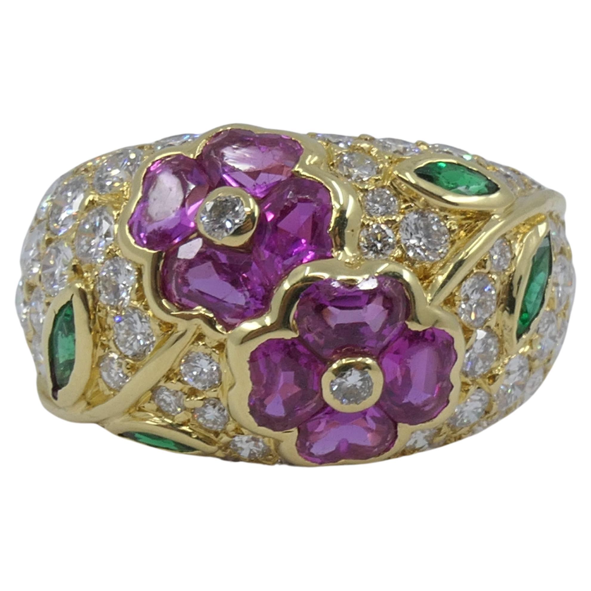 Van Cleef & Arpels Diamond Flower Ring